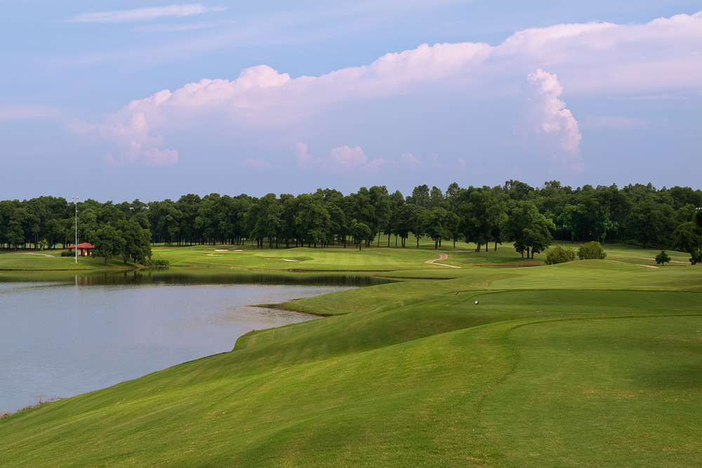 BRG KINGS ISLAND GOLF RESORT, MOUNTAIN COURSE Professional