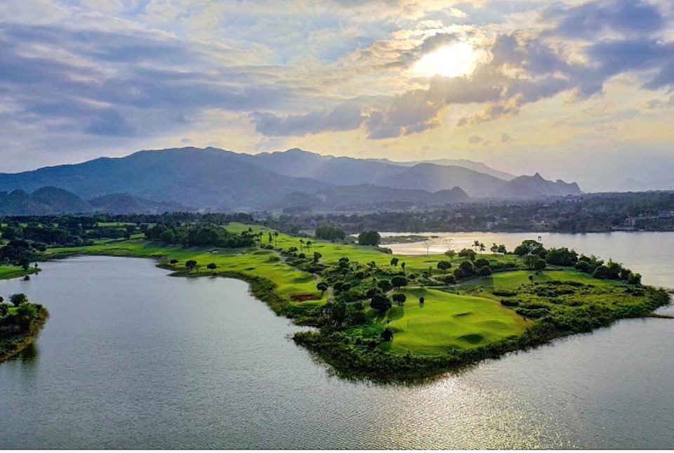 SKY LAKE RESORT & GOLF CLUB | Professional Reservation Dragon Golf